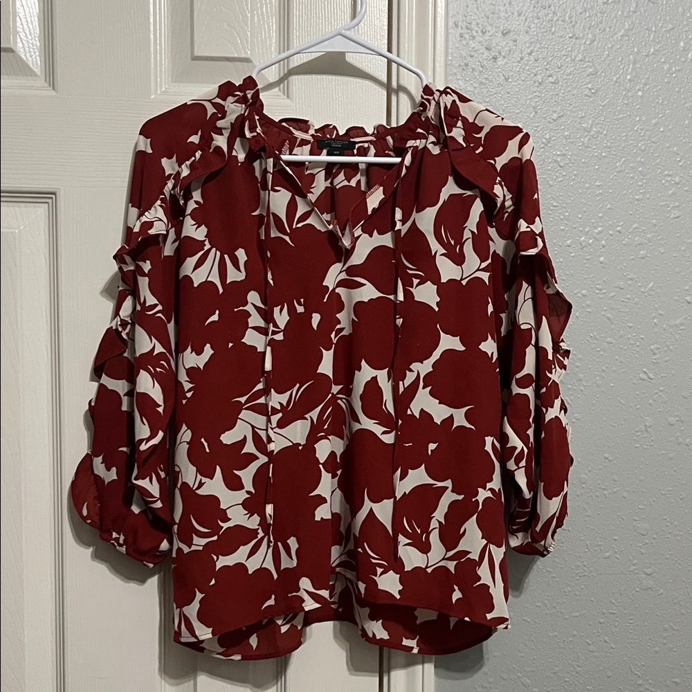 Ann Taylor Red and White Floral Blouse